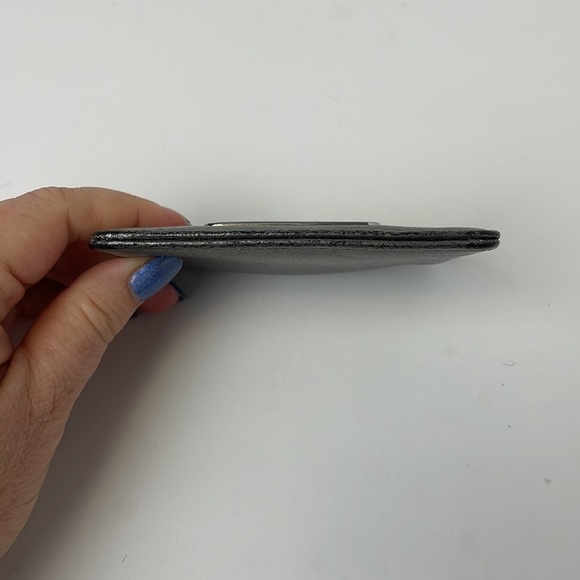 Michael Kors Card Holder - Picture 5 of 5